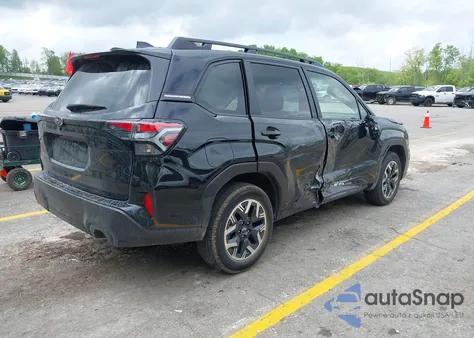 2025 Subaru Forester Premium z USA, uszkodzony, nr VIN JF2SLDDC8SH412409